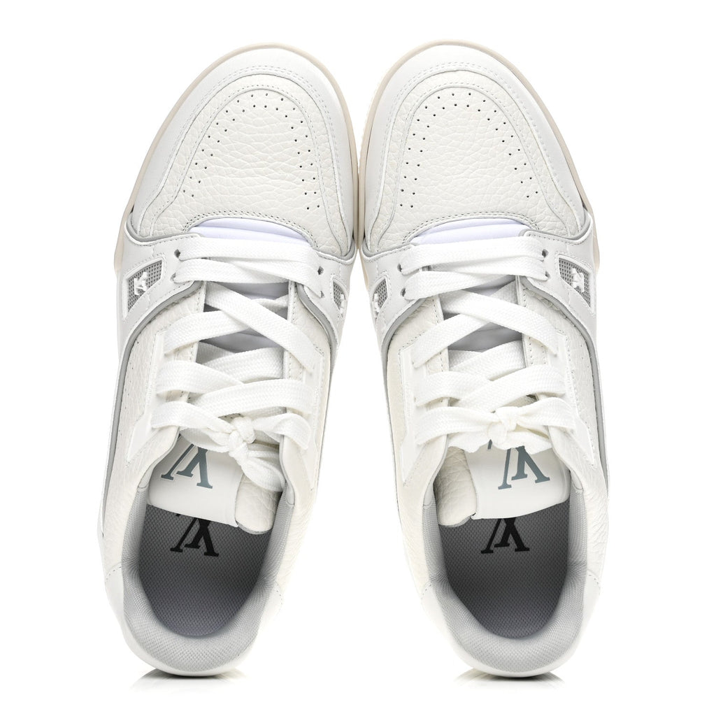 GRAINED CALFSKIN WOMENS LV TRAINER SNEAKERS WHITE