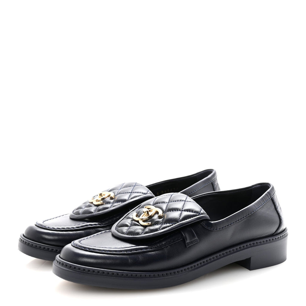 LAMBSKIN QUILTED CC TURNLOCK LOAFERS NAVY