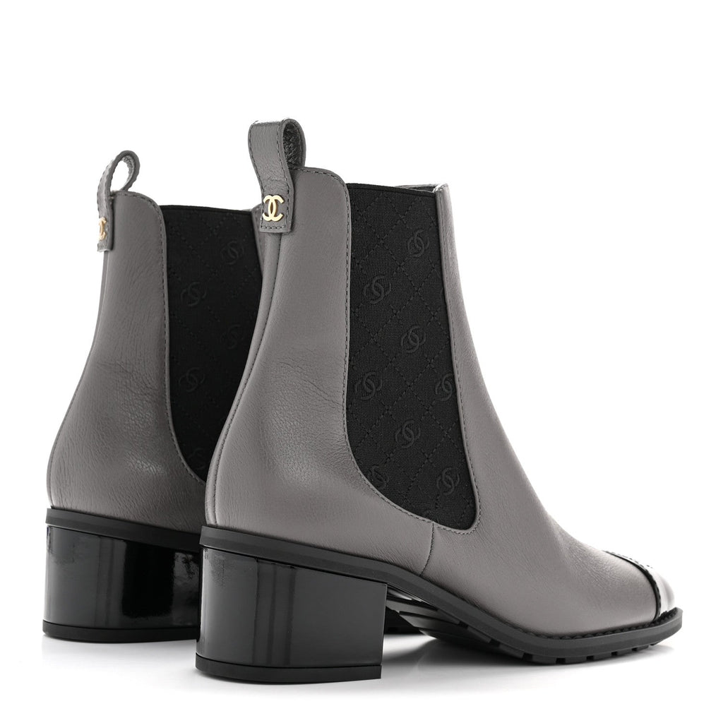 CALFSKIN PATENT CAP TOE CC SHORT BOOTS GREY BLACK