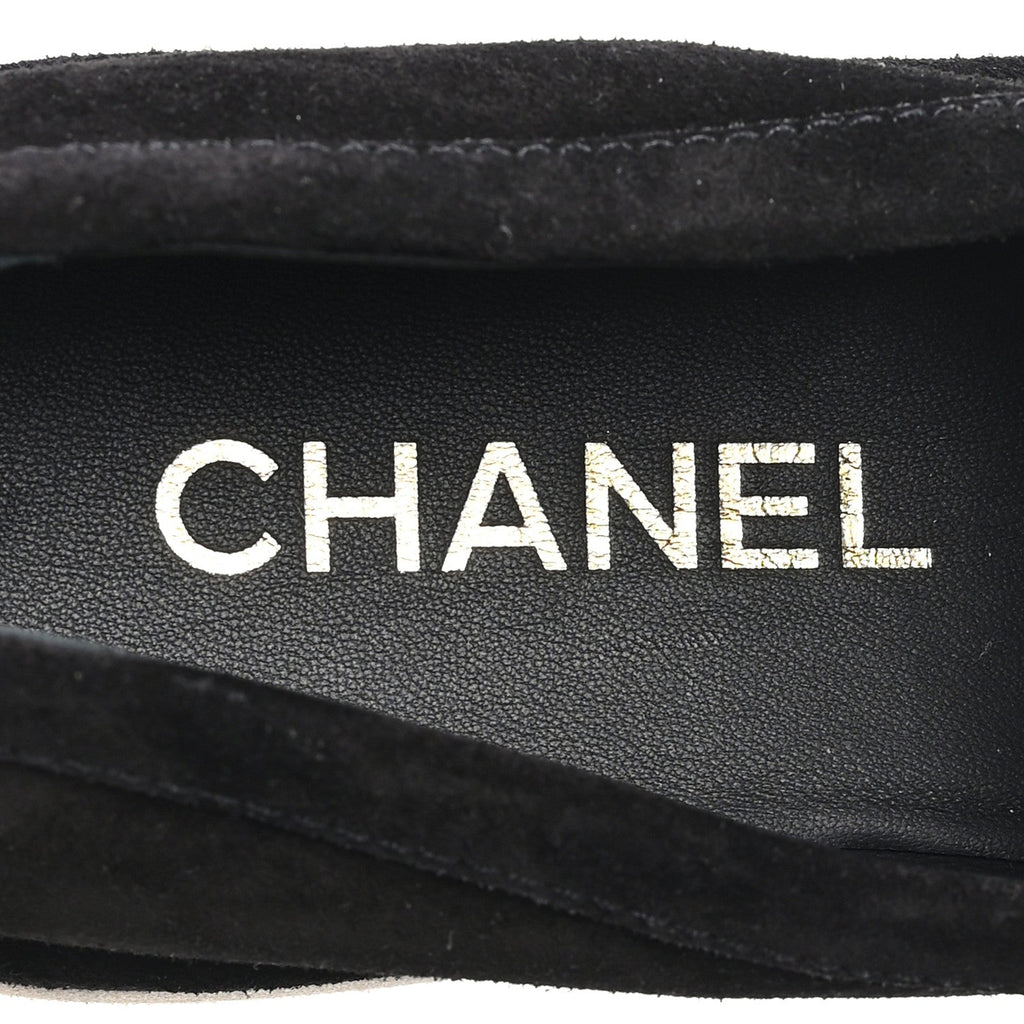 SUEDE CALFSKIN PEARL CC MOCCASIN LOAFERS BLACK