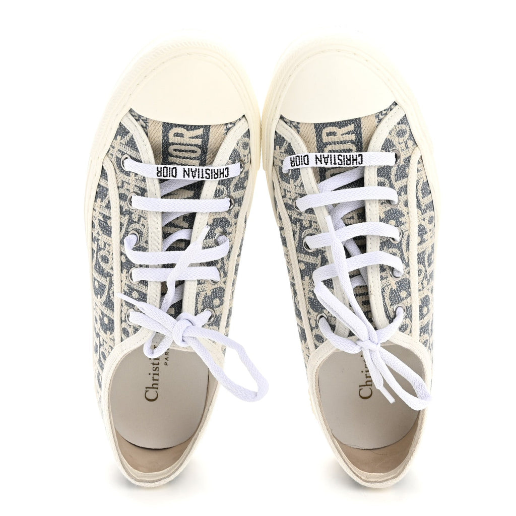 OBLIQUE CHAMBRAY RAFFIA EFFECT WALK'N'DIOR LOW TOP SNEAKERS BLUE LIGHT BISCUIT