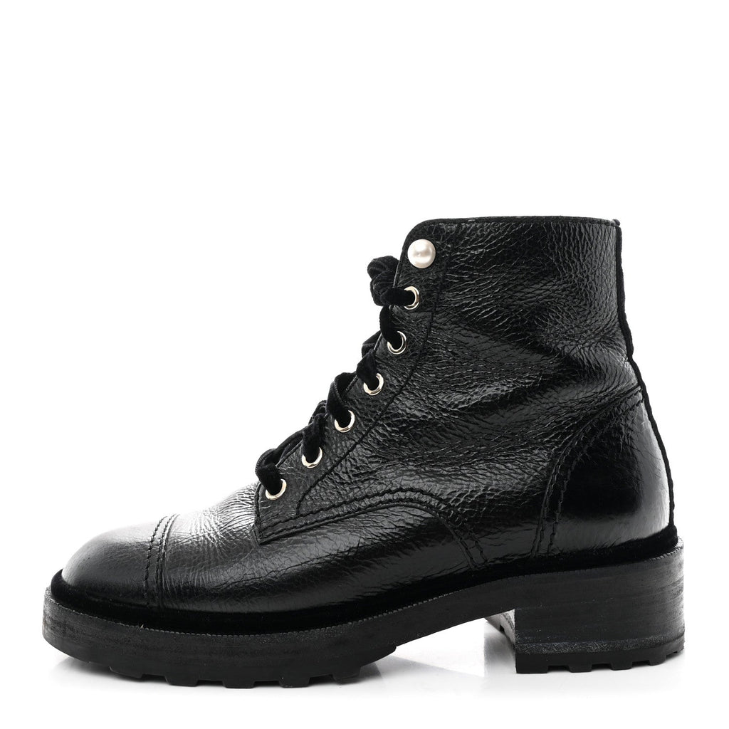 SHINY CALFSKIN VELVET PEARL COMBAT SHORT BOOTS BLACK