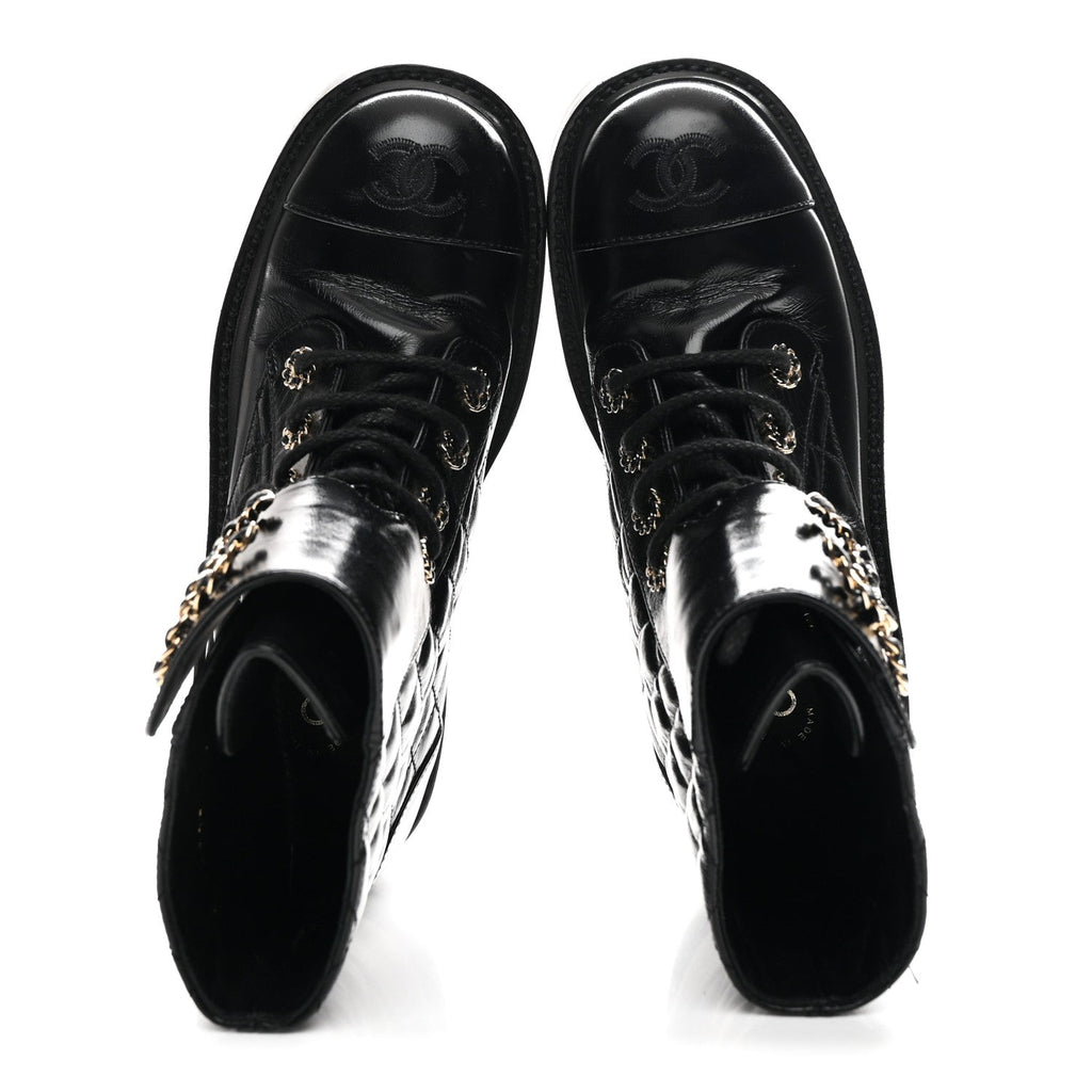 SHINY CALFSKIN QUILTED LACE UP COMBAT BOOTS BLACK