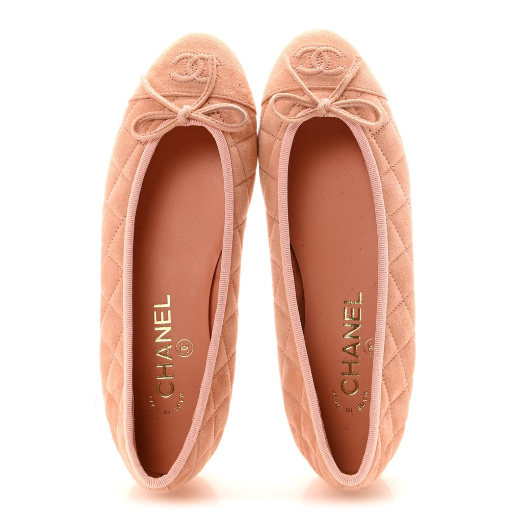SUEDE QUILTED CAP TOE CC BALLERINA FLATS LIGHT ORANGE