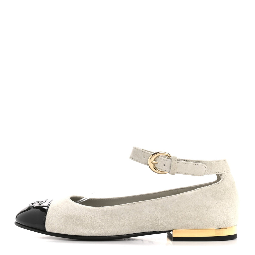 SUEDE CALFSKIN PATENT CALFSKIN CAP TOE CC MARY JANE FLATS LIGHT GRAY BLACK