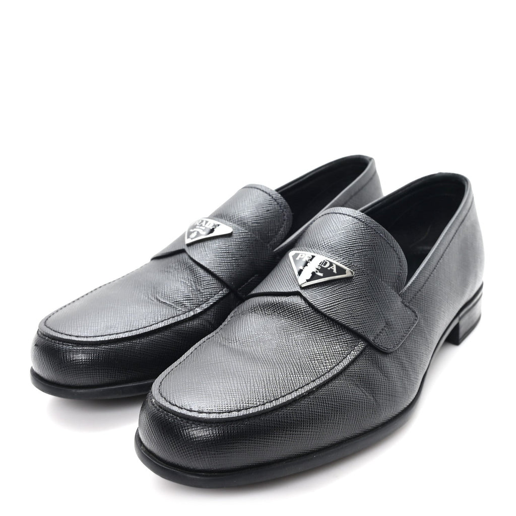 SAFFIANO MENS TRIANGLE LOAFERS BLACK