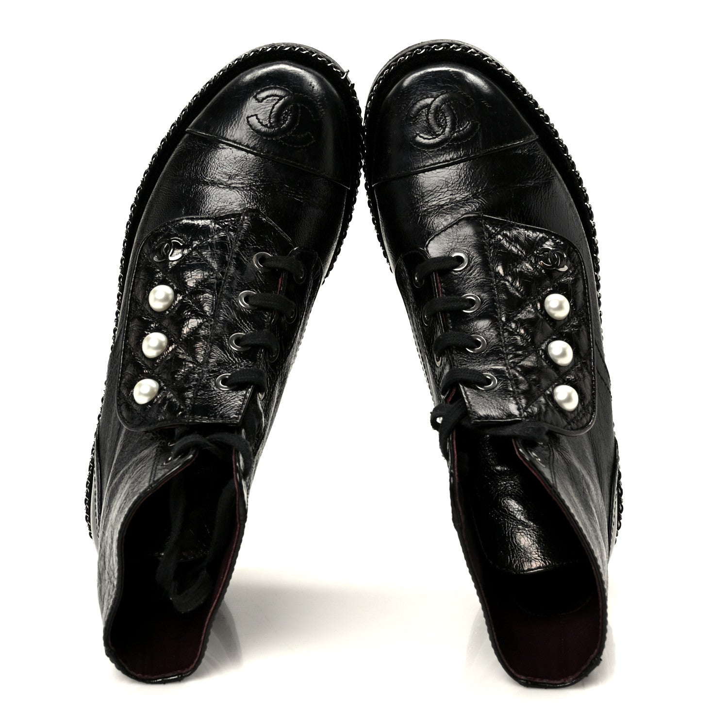CRACKLED CALFSKIN VELVET PEARL COMBAT SHORT BOOTS BLACK