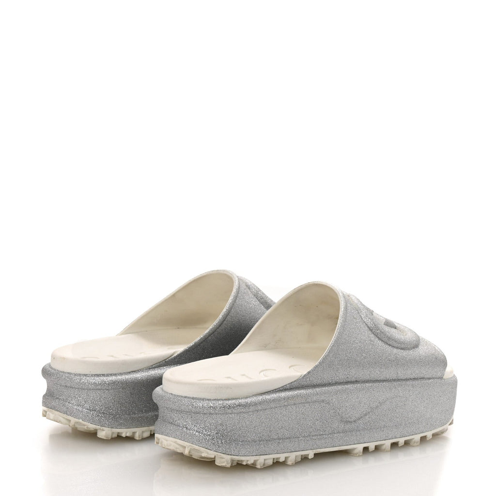 GLITTER RUBBER WOMENS INTERLOCKING G PLATFORM 42MM SLIDE SANDALS SILVER