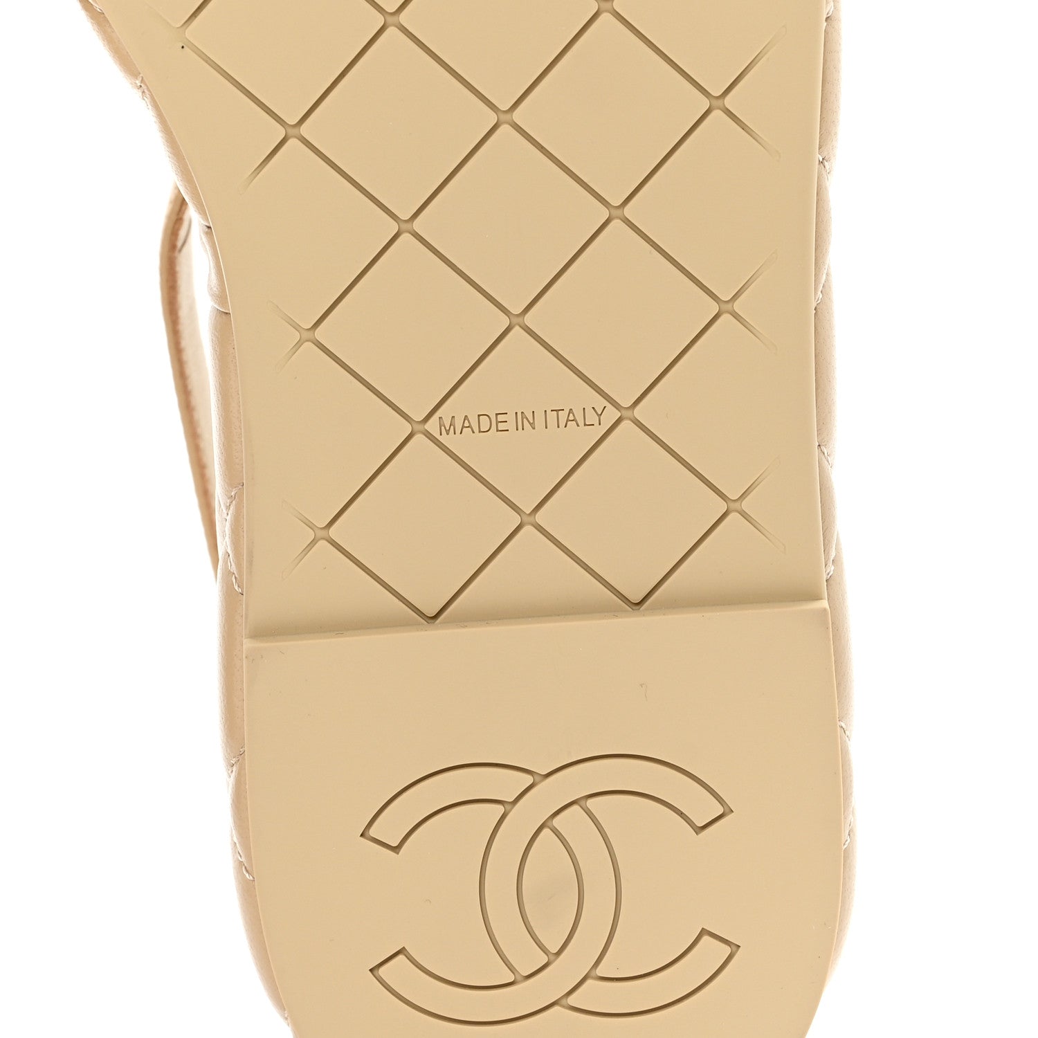 SHINY LAMBSKIN QUILTED CHAIN AROUND CC PLATFORM SANDALS BEIGE