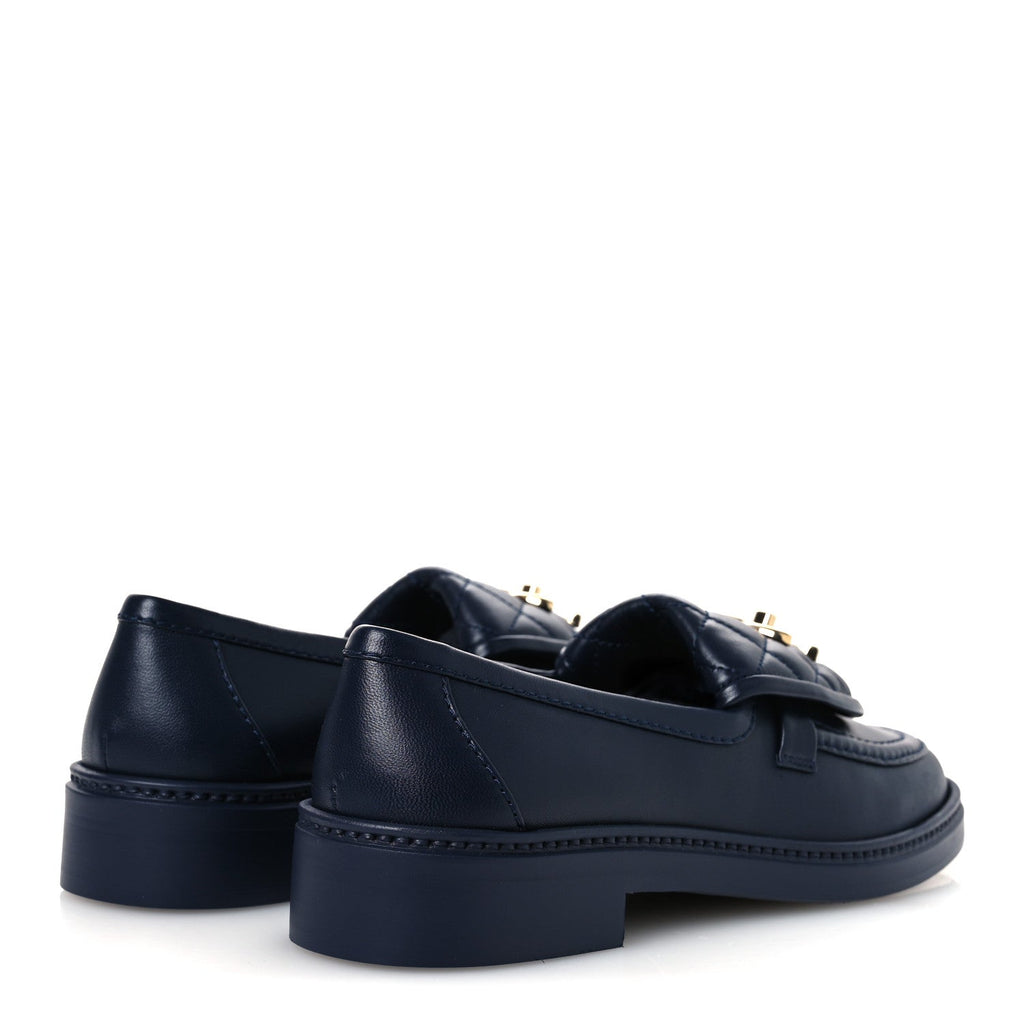 LAMBSKIN QUILTED CC TURNLOCK LOAFERS NAVY