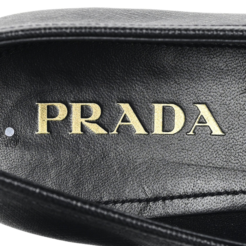 SAFFIANO MENS TRIANGLE LOAFERS BLACK