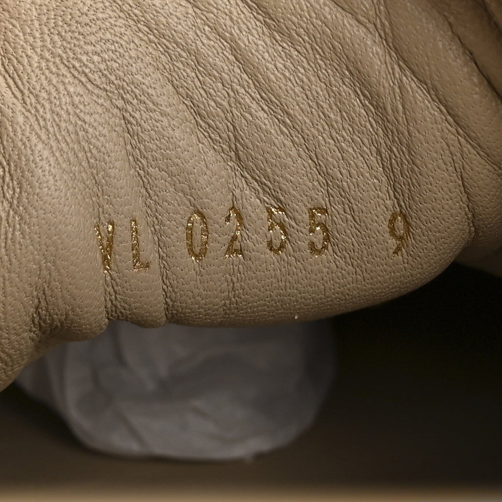 SUEDE CALFSKIN LV SOFT SNEAKERS BEIGE
