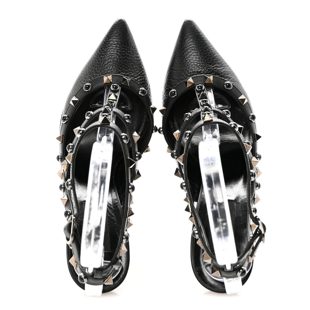 PEBBLED CALFSKIN ONYX ROCKSTUD ROLLING ANKLE STRAP 100MM PUMPS BLACK
