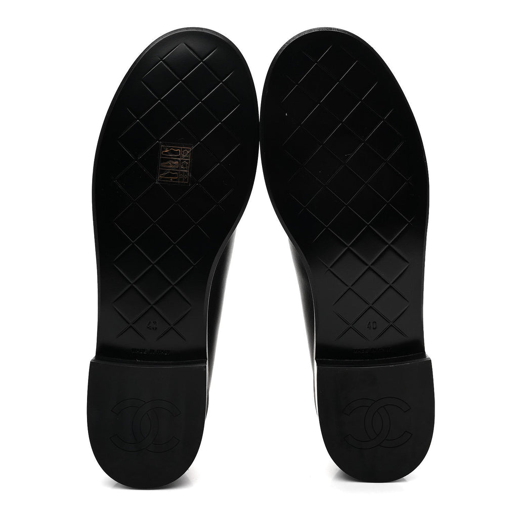CALFSKIN CC TURNLOCK MOCCASIN LOAFERS BLACK