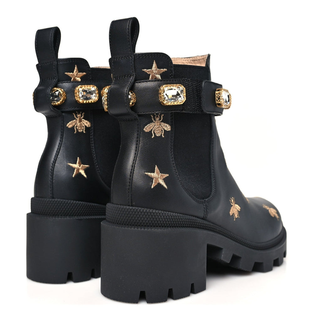 CALFSKIN BEE STAR EMBROIDERED BELT ANKLE BOOTS BLACK