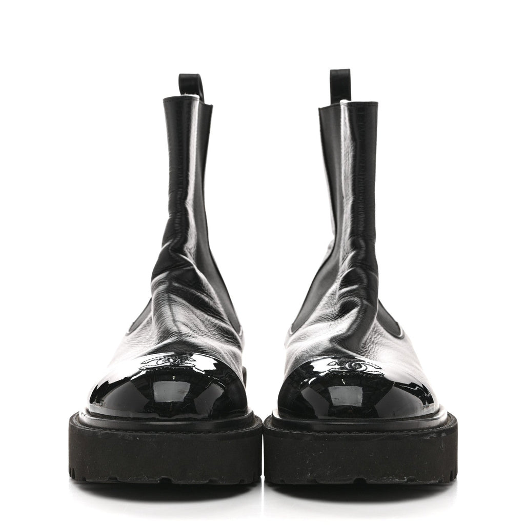 CRUMPLED CALFSKIN PATENT CAP TOE SHORT BOOTS BLACK