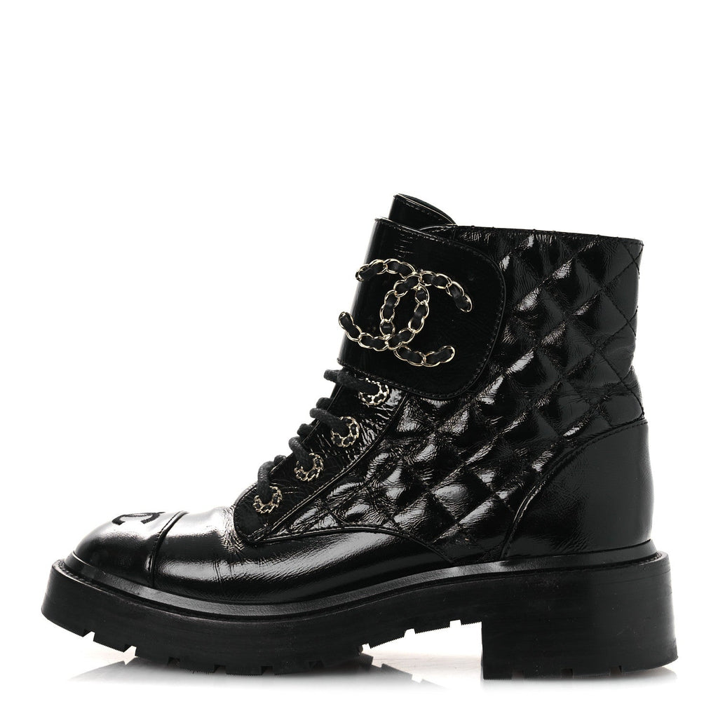 SHINY CALFSKIN QUILTED LACE UP COMBAT BOOTS BLACK