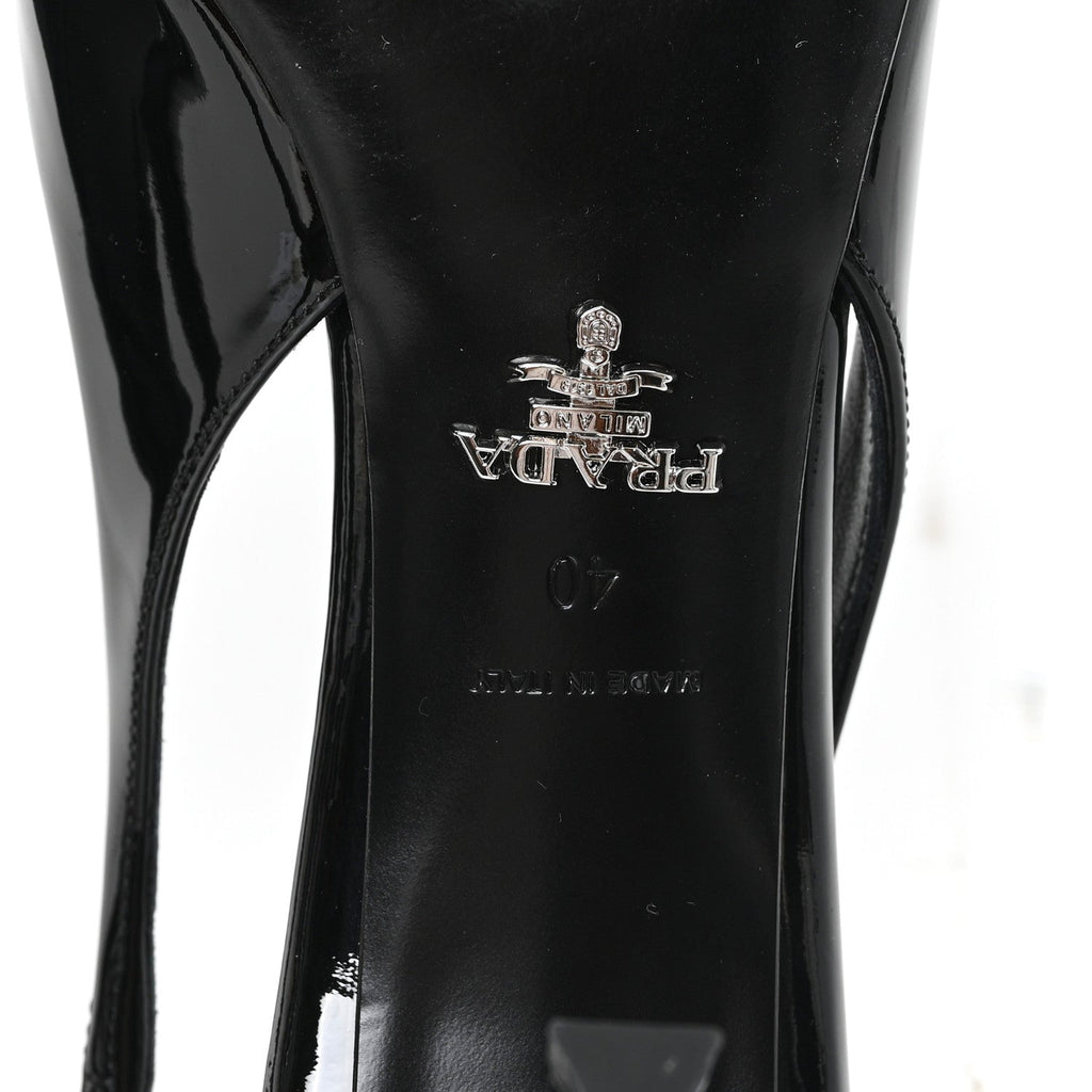 VERNICE LOGO POINTED TOE SLINGBACK PUMPS BLACK