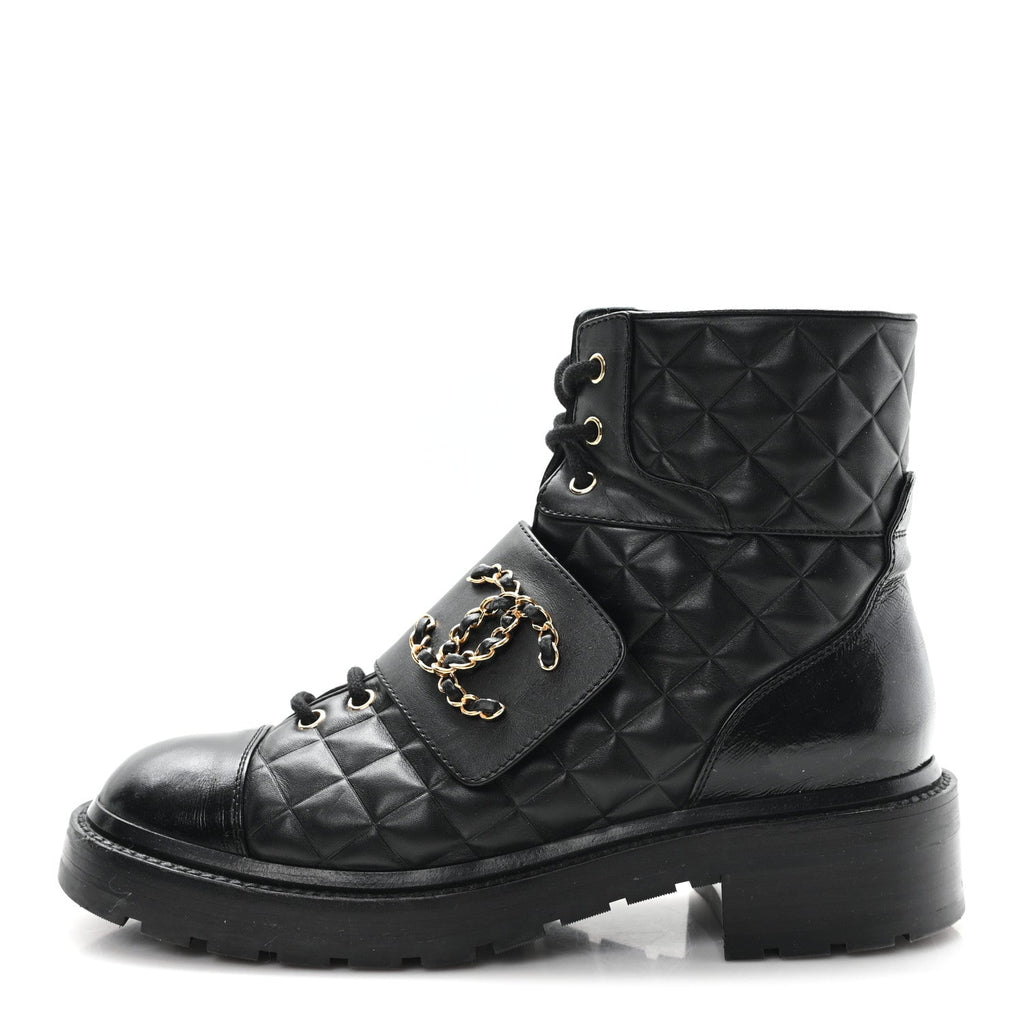 SHINY CALFSKIN QUILTED LACE UP COMBAT BOOTS BLACK