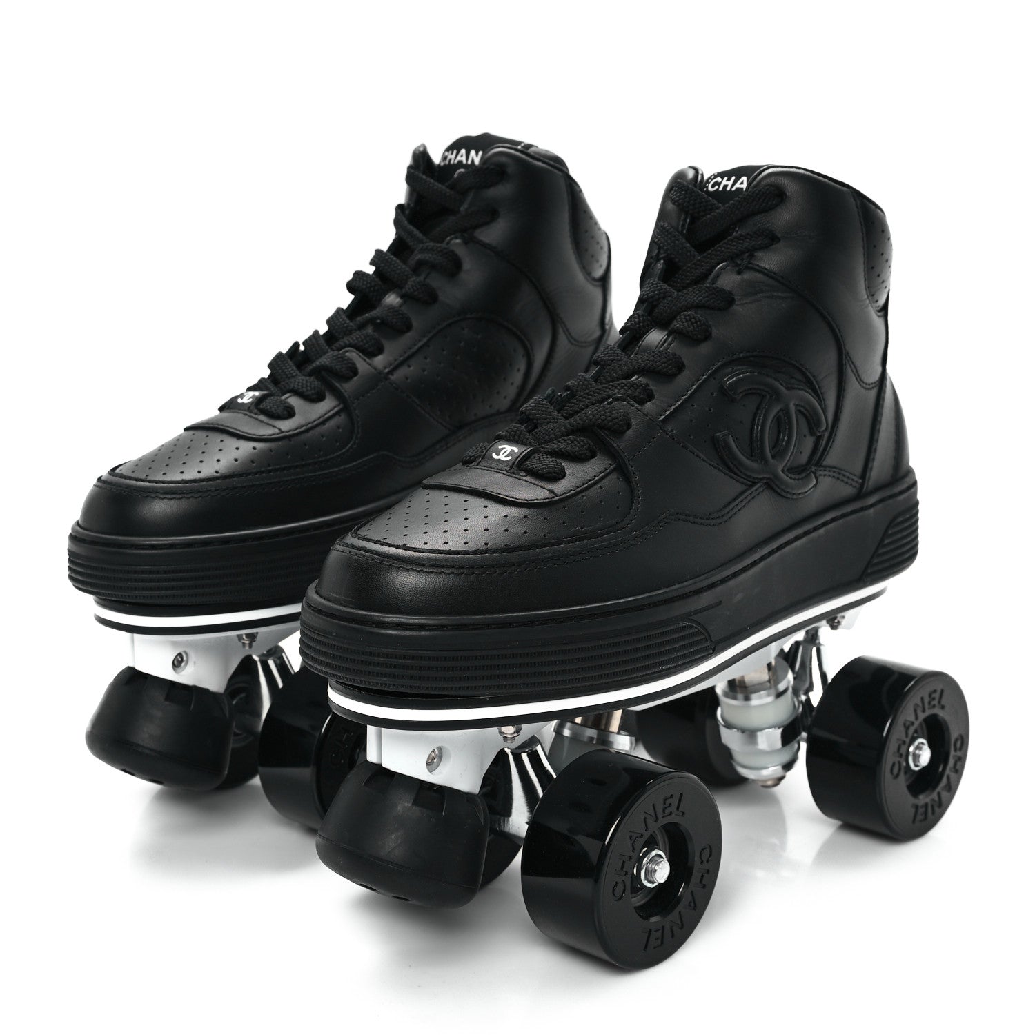 CALFSKIN WOMENS ROLLER SKATES BLACK