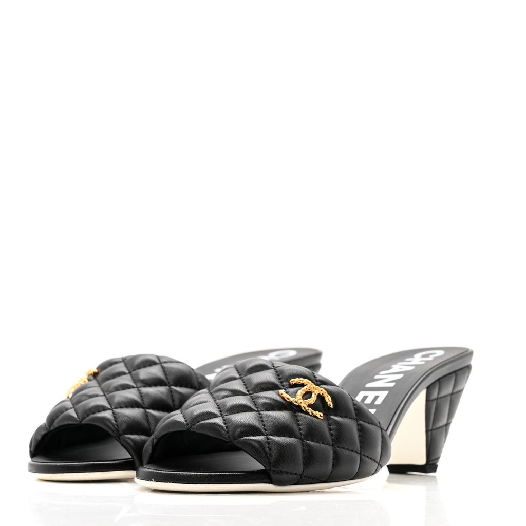 LAMBSKIN QUILTED TEXTURED CC MULES BLACK