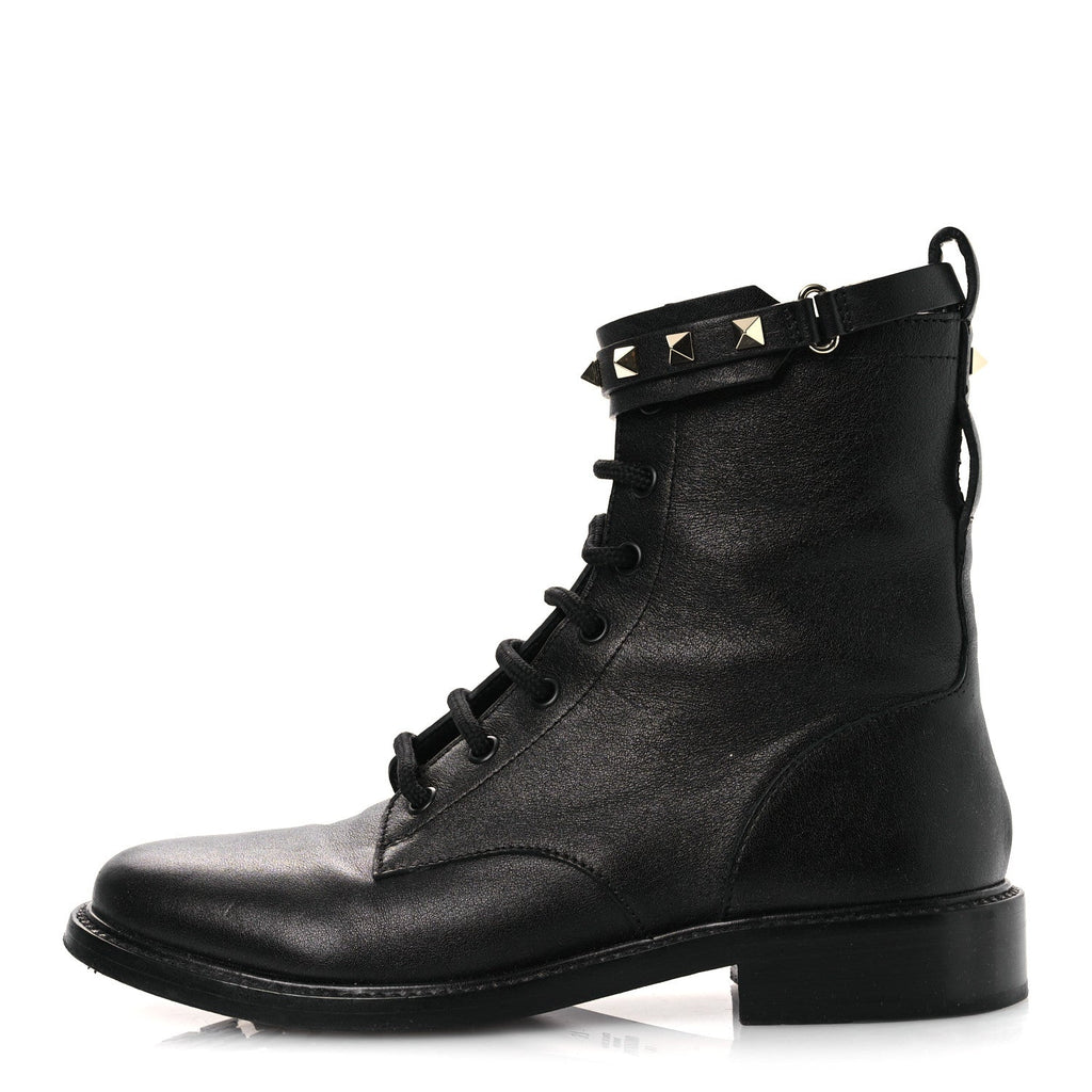 CALFSKIN ROCKSTUD COMBAT ANKLE BOOTS BLACK