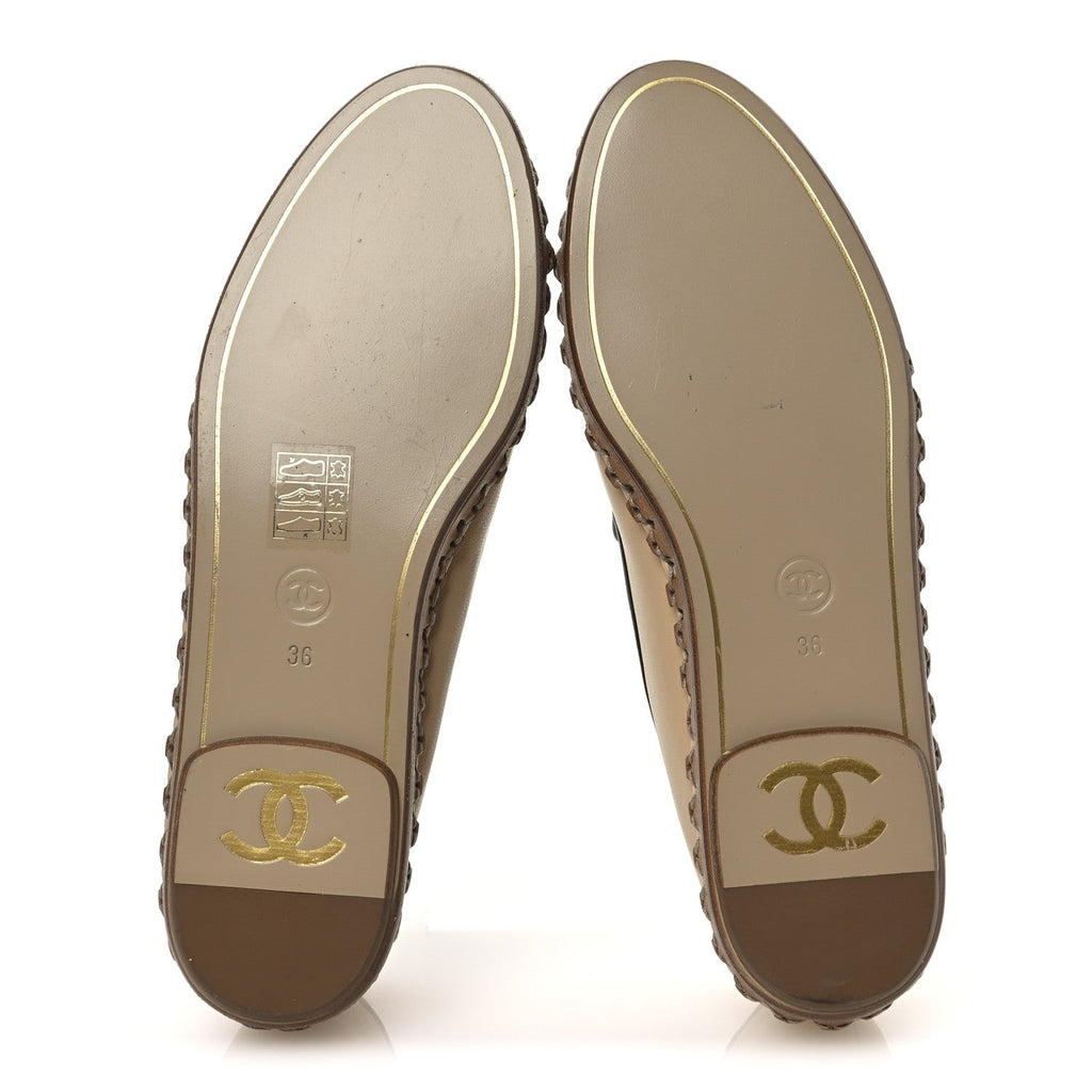 LAMBSKIN CHAIN CC MOCASSIN LOAFER ESPADRILLES BEIGE BLACK