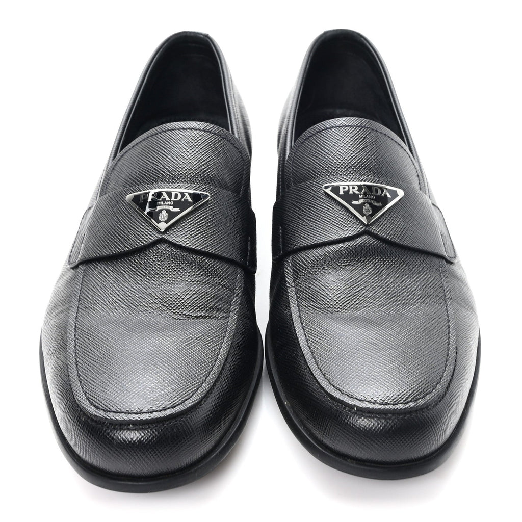 SAFFIANO MENS TRIANGLE LOAFERS BLACK