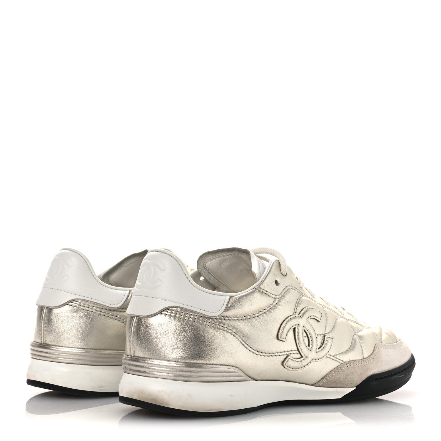LAMINATED CALFSKIN SUEDE QUILTED WOMENS CC SNEAKERS SILVER WHITE
