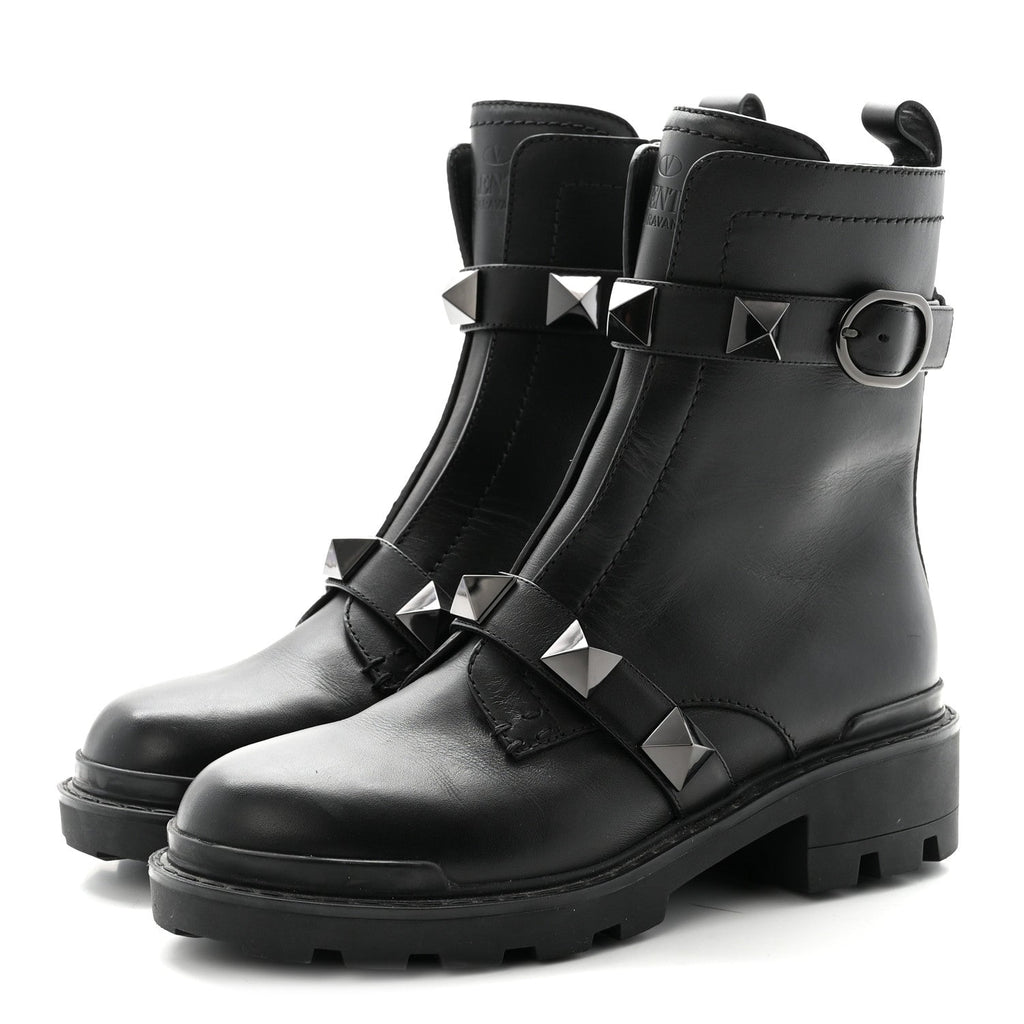 CALFSKIN TONAL ROMAN STUD /40MM COMBAT BOOTS BLACK