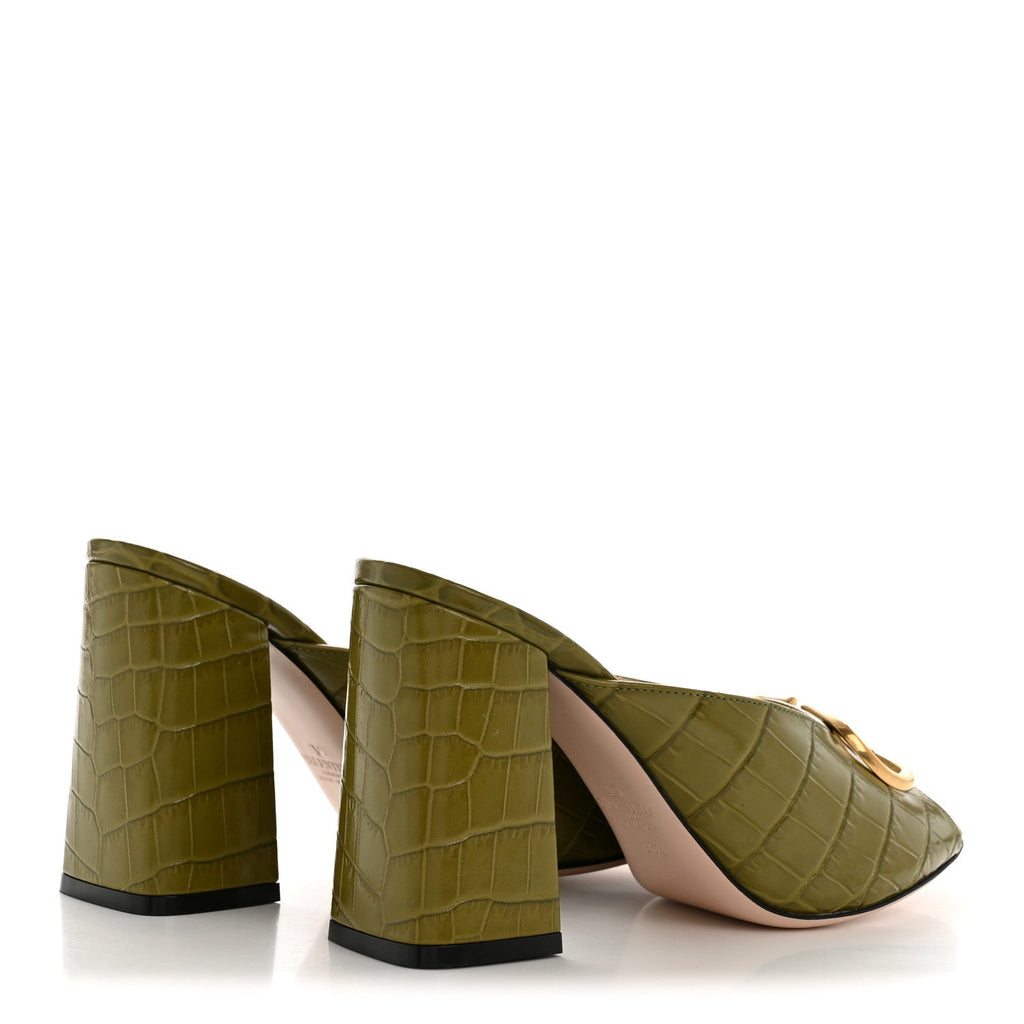 CALFSKIN PRINTED CROCODILE EFFECT VLOGO SIGNATURE 95MM SLIDE SANDALS GREEN
