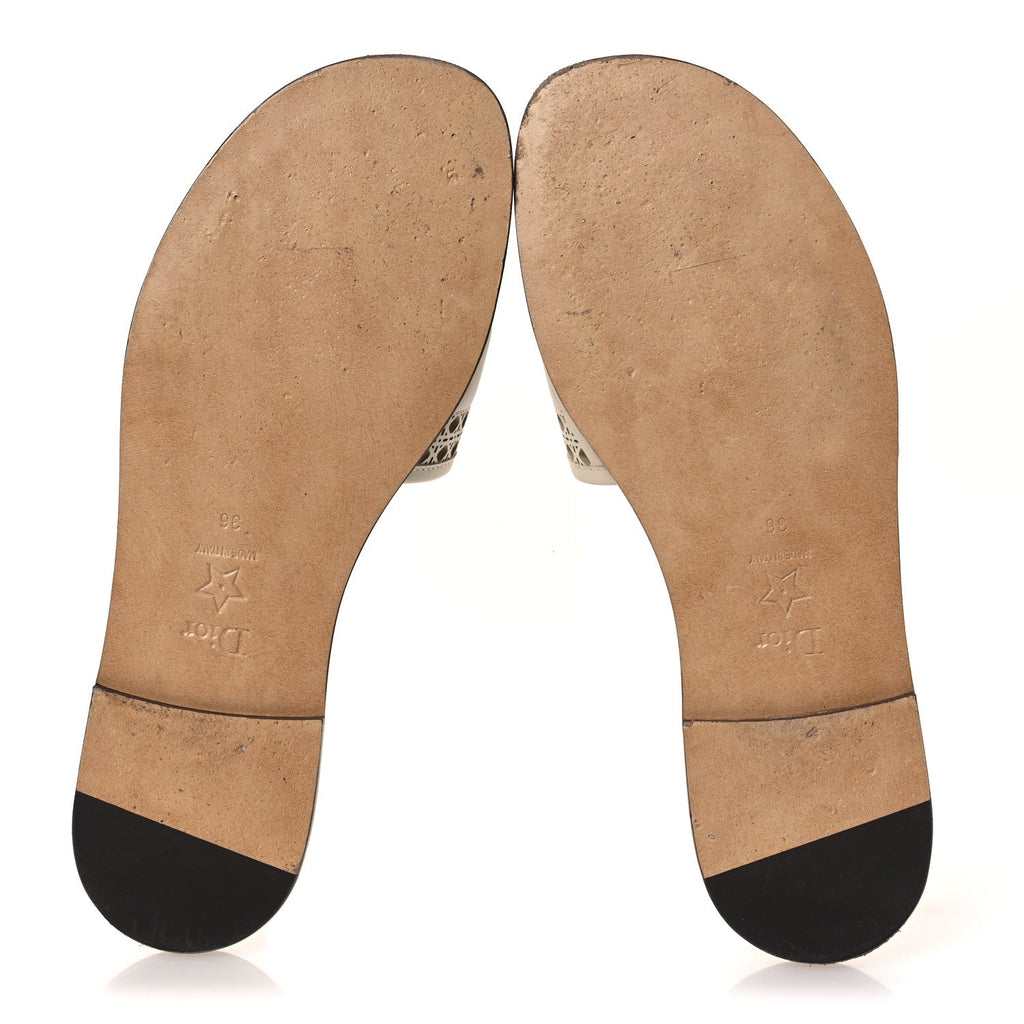 CALFSKIN LAMBSKIN MICRO CANNAGE D-LANE FLAT SLIDE SANDALS LIGHT ECRU