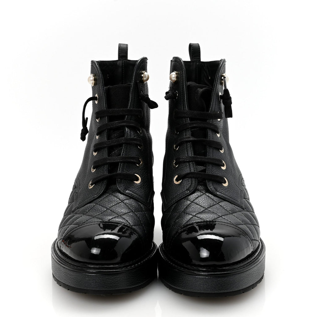 PEARLY CALFSKIN PATENT CALFSKIN LACE UP COMBAT BOOTS BLACK