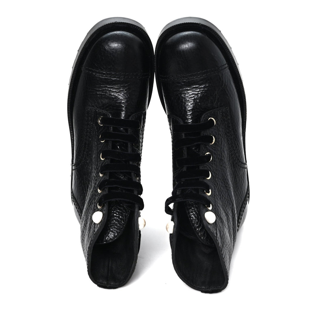 SHINY CALFSKIN VELVET PEARL COMBAT SHORT BOOTS BLACK