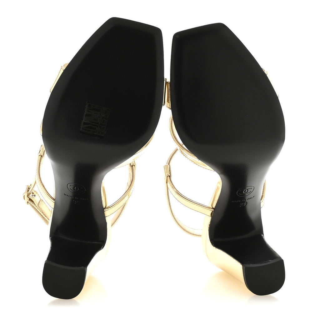 LAMINATED CALFSKIN BLOCK HEEL SANDALS GOLD