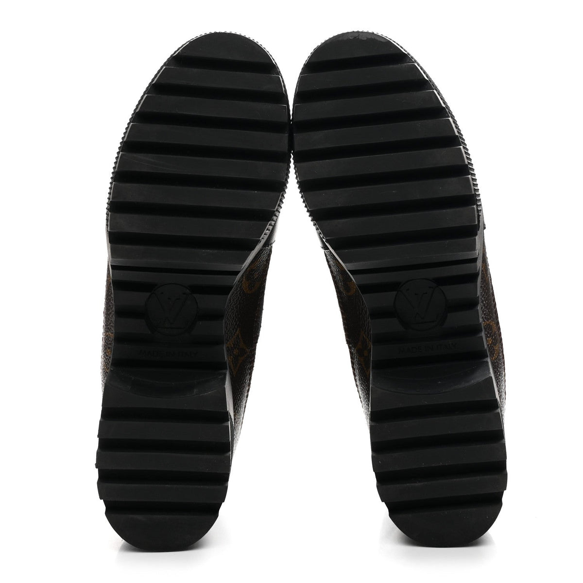 LOUIS VUITTON SUEDE CALFSKIN MONOGRAM LAUREATE PLATFORM DESERT BOOT BLACK WITH LV HEART PATCHES