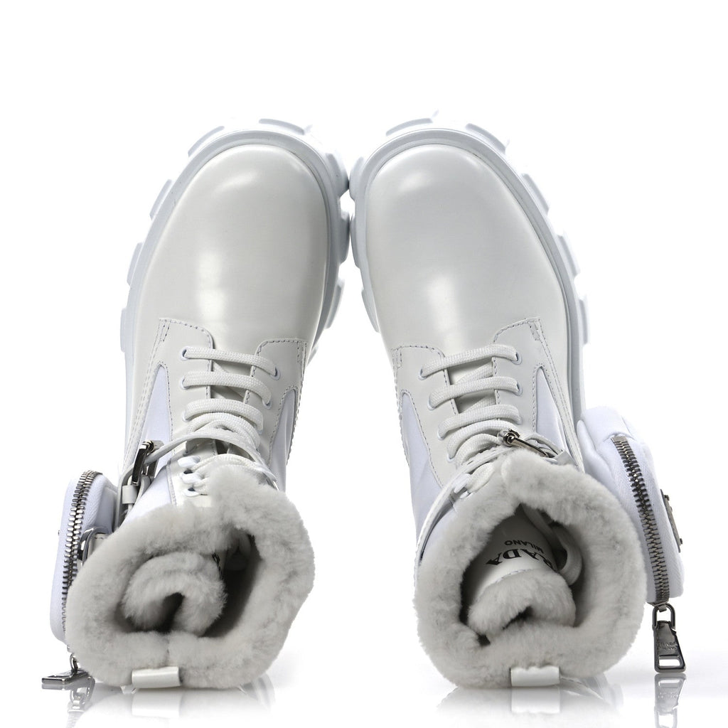 SPAZZOLATO ROIS NYLON SHEARLING METAL TRIANGLE LOGO MONOLITH POUCH POCKET 55MM BOOTS WHITE