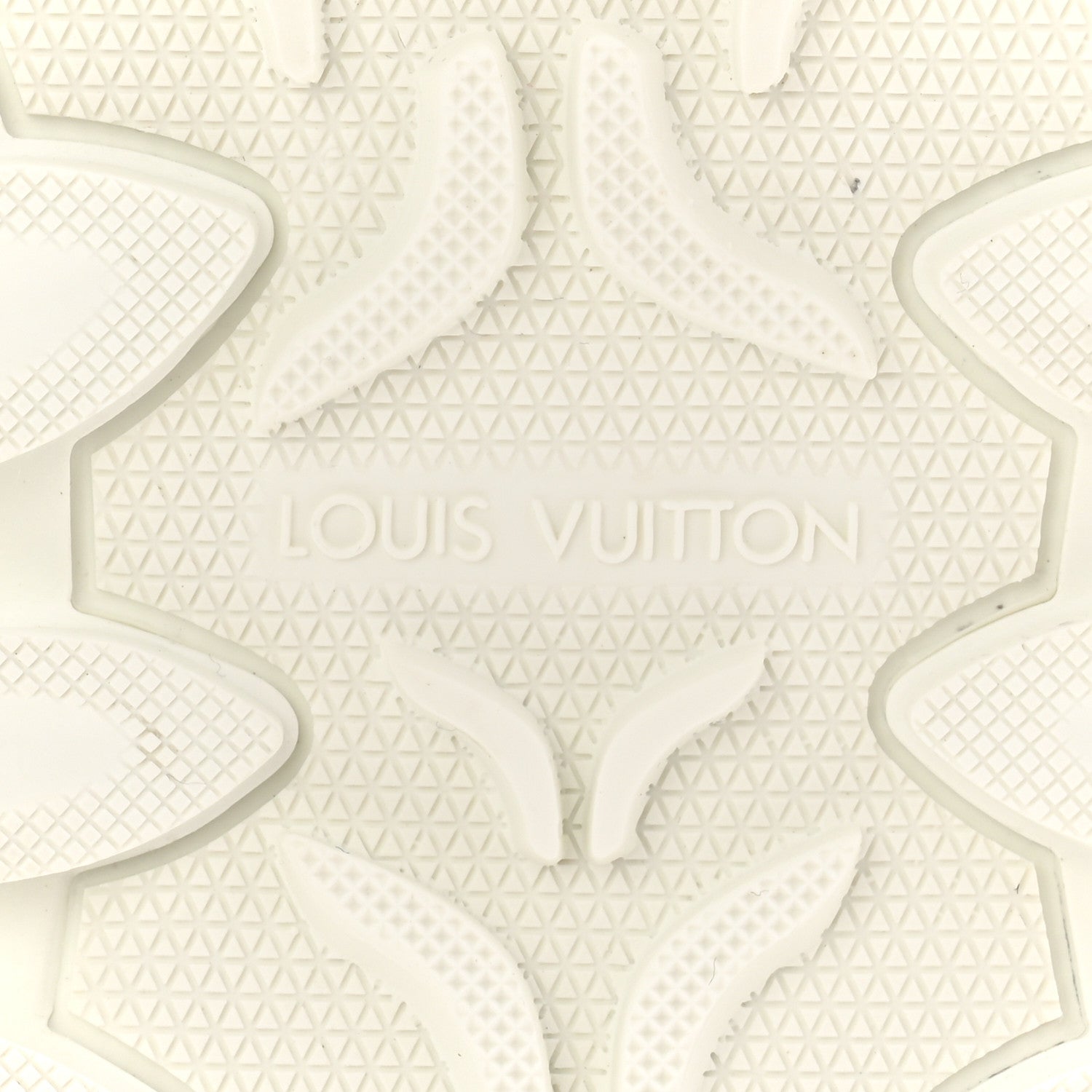 SUEDE CALFSKIN LV RUSH SNEAKERS WHITE