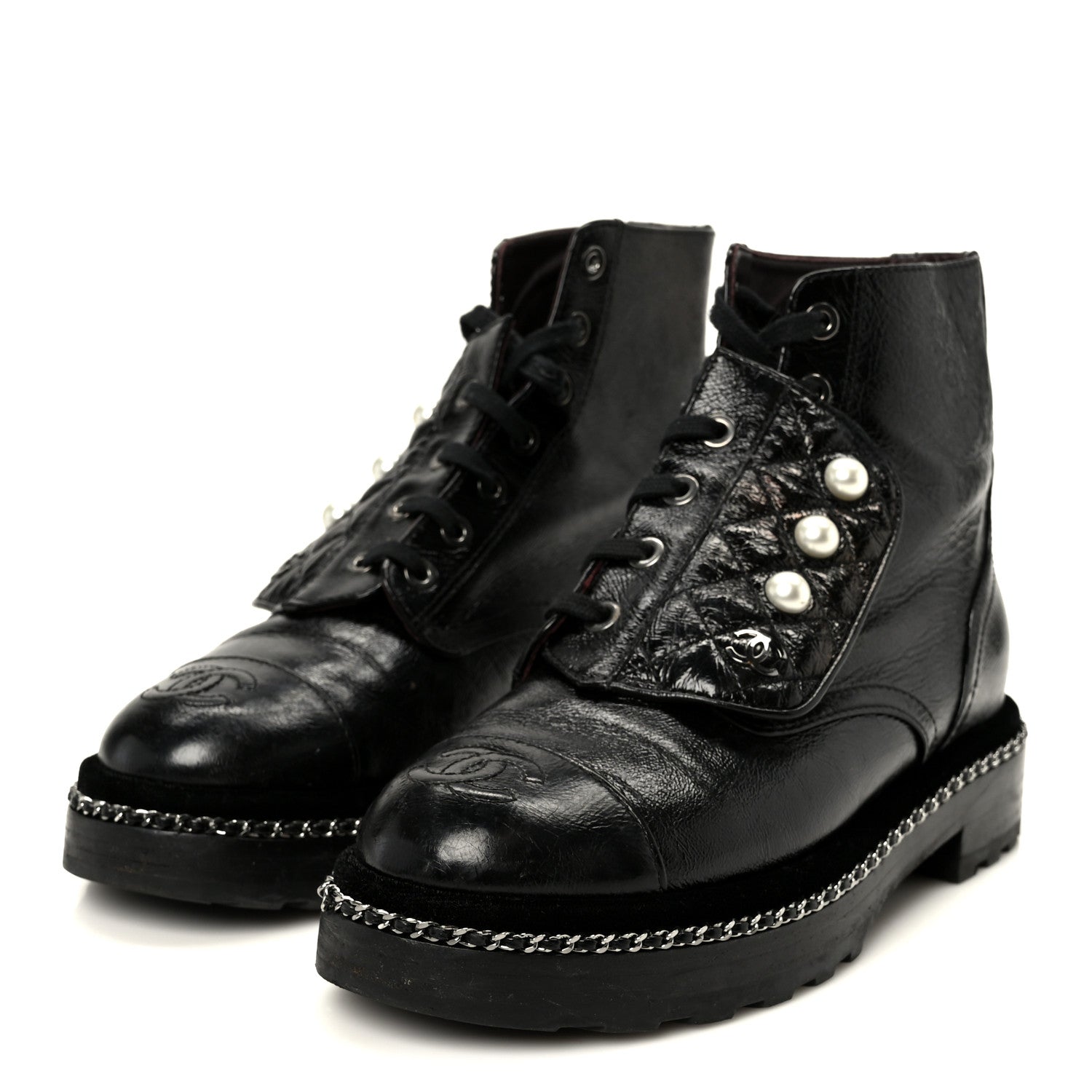 CRACKLED CALFSKIN VELVET PEARL COMBAT SHORT BOOTS BLACK