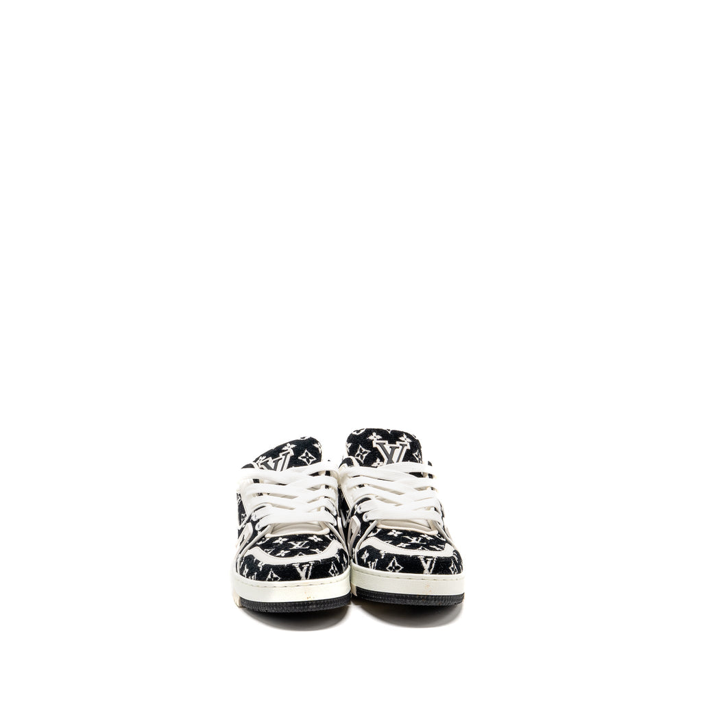 LOUIS VUITTON TRAINER SNEAKER BLACK / WHITE