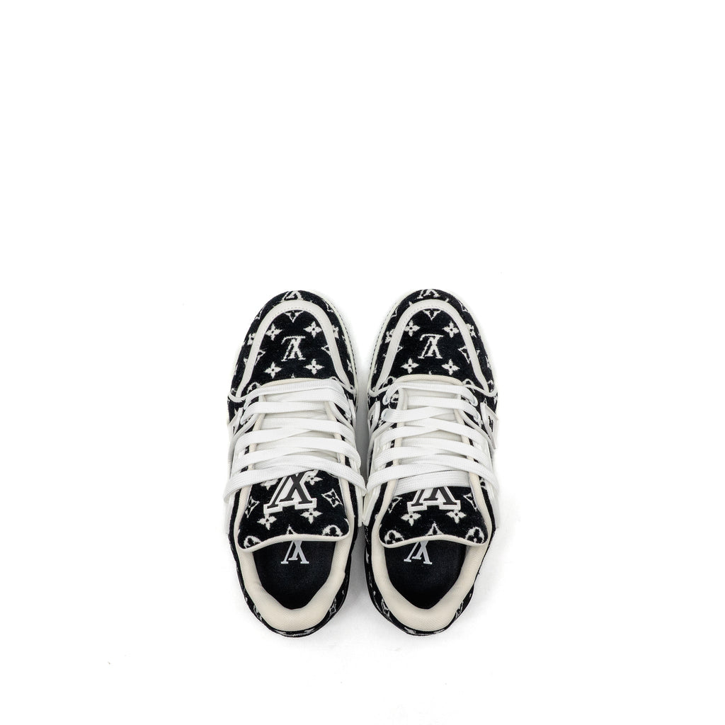 LOUIS VUITTON TRAINER SNEAKERS BLACK / WHITE