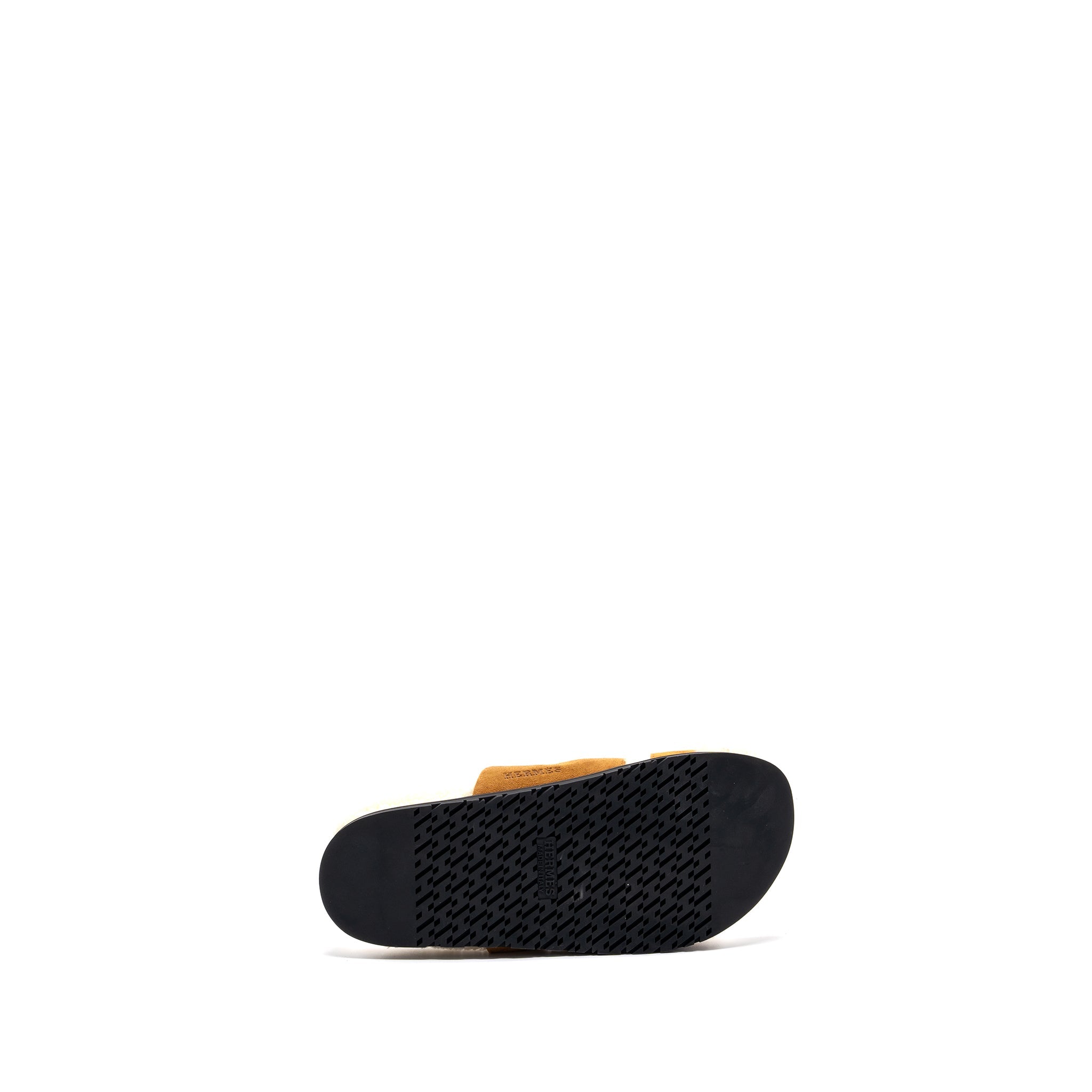 HERMES CHYPRE SANDAL CALFSKIN / SHEARLING GOLD