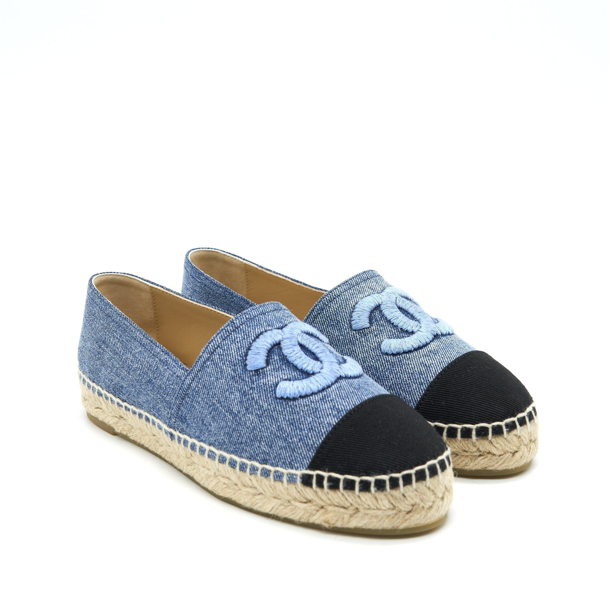CHANEL ESPADRILLES IN DENIM AND BLACK