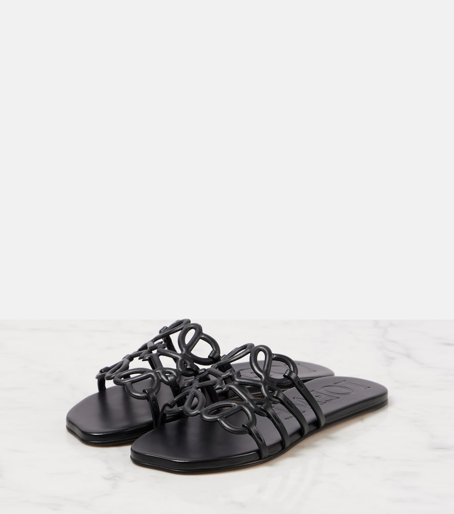 LOEWE PETAL ANAGRAM SLIDE IN BLACK CALFSKIN