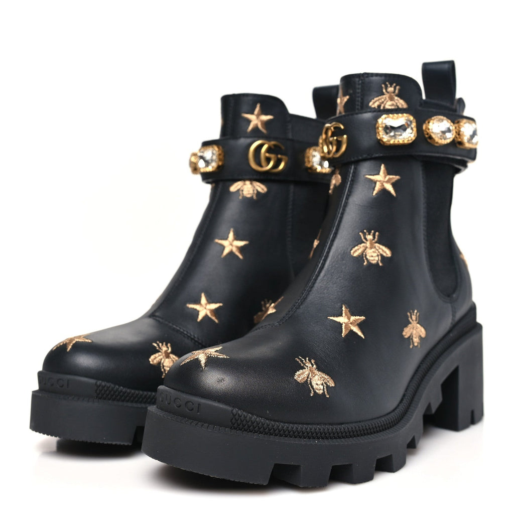 CALFSKIN BEE STAR EMBROIDERED BELT ANKLE BOOTS BLACK