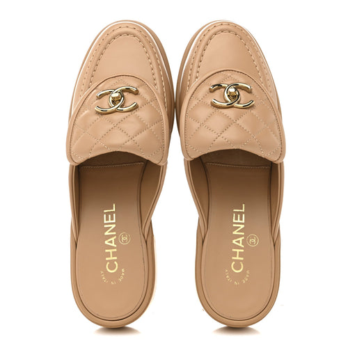 LAMBSKIN QUILTED CC TURNLOCK MULES LIGHT BEIGE