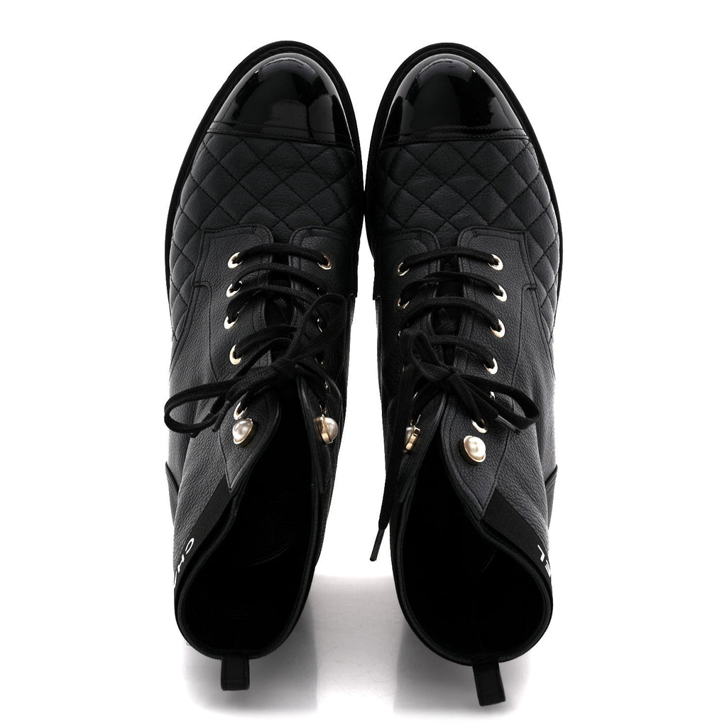 PEARLY CALFSKIN PATENT CALFSKIN LACE UP COMBAT BOOTS BLACK