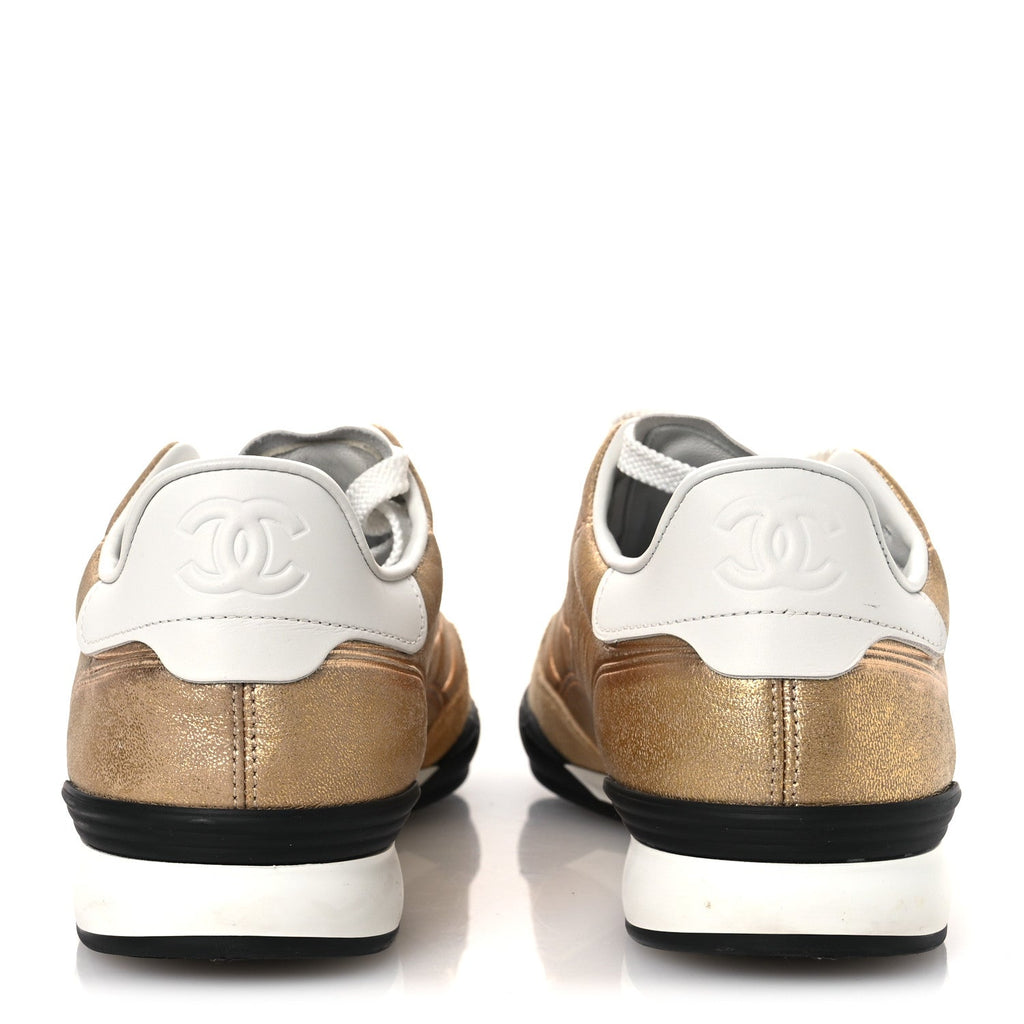 LAMINATED CALFSKIN SUEDE QUILTED WOMENS CC SNEAKERS GOLD
