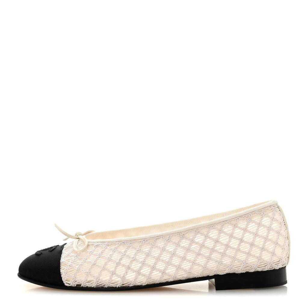 EMBROIDERED GROSGRAIN CAP TOE BALLERINA FLATS WHITE BLACK