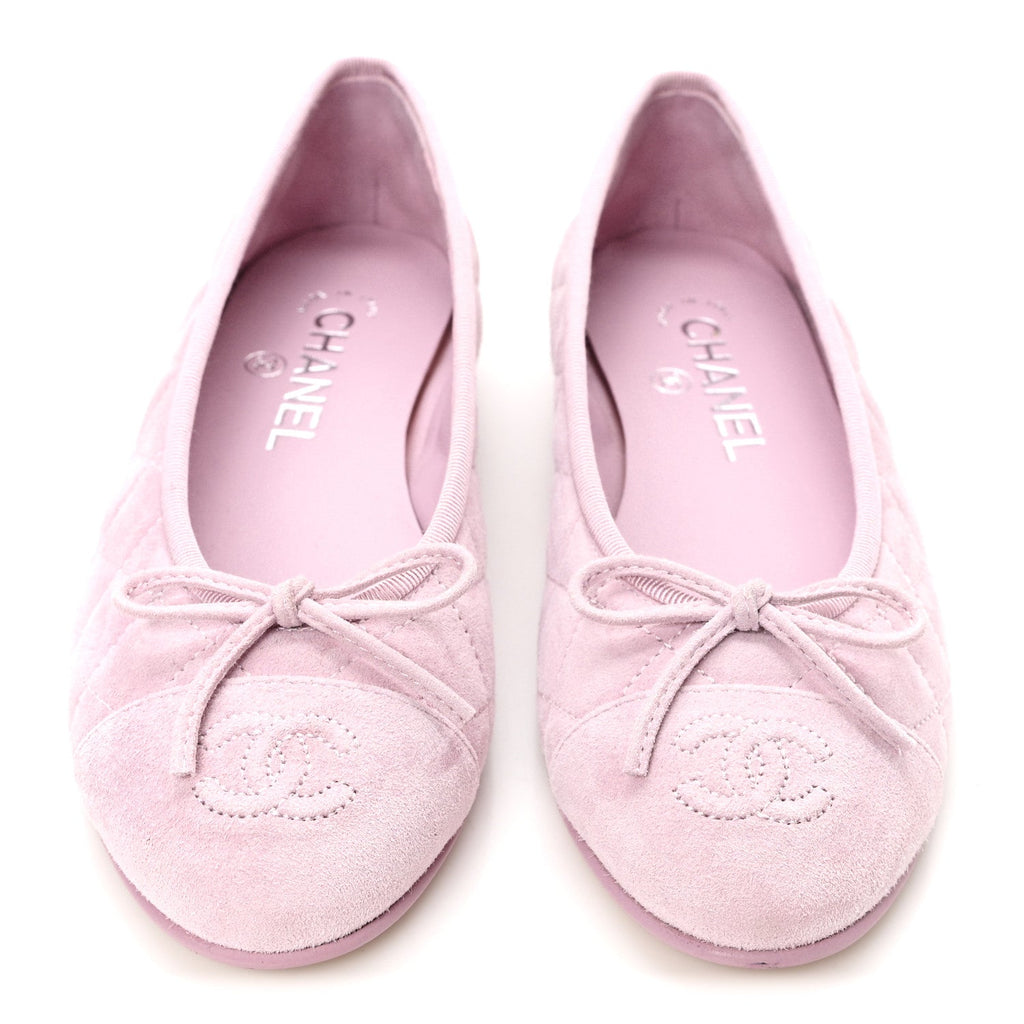SUEDE QUILTED CAP TOE CC BALLERINA FLATS LIGHT PINK